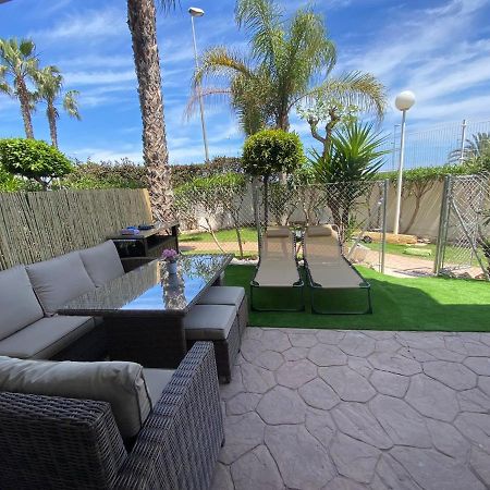 Apartment Palmas De Coco Playa Flamenca Bagian luar foto